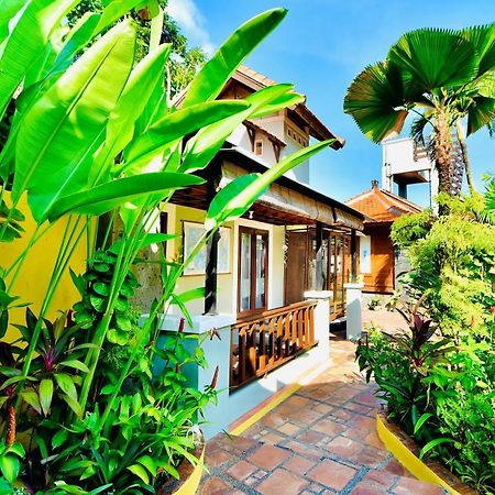 Villa Naga Maya Legian Exterior foto